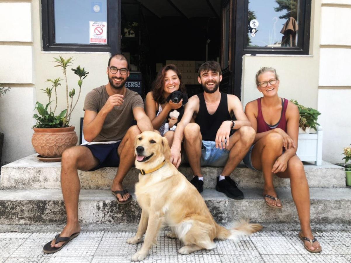 Hostel Durrës 外观 照片